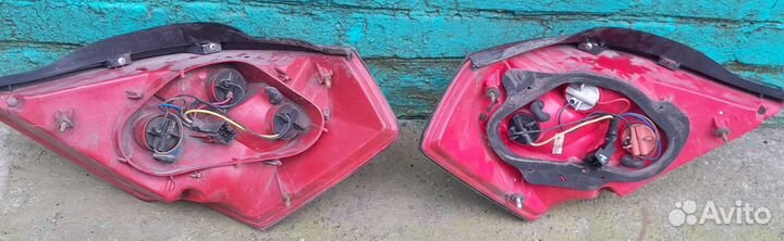 Стопы Джилли Эмгранд