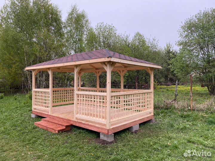 Беседка из дерева
