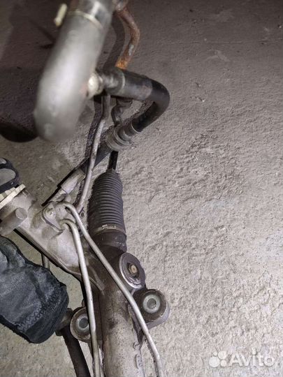 Рулевая рейка на мерседес 639