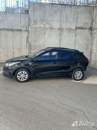 Kia Rio X-Line 1.4 МТ, 2018, битый, 47 795 км