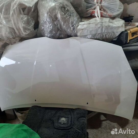 Капот для тайота каролла версо01-09г