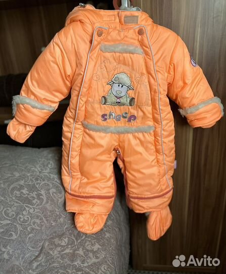 Зимний комбинезон для девочки