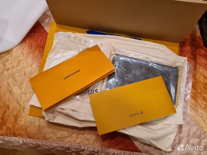 Сумка louis vuitton Carry All