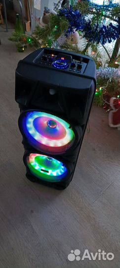 Большая новая музыкальная колонка