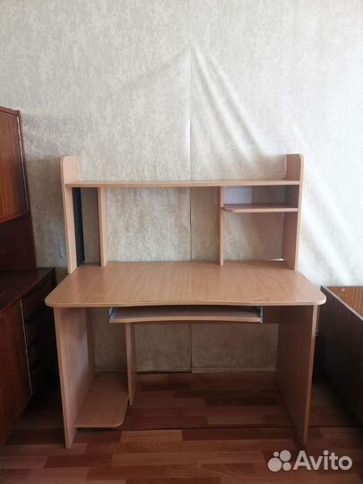 Компьютерный столик бу