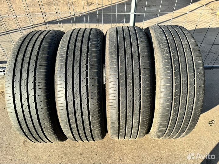 Goodyear EfficientGrip Performance SUV 225/55 R19 99V