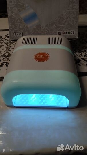Ультрафиолетовая лампа для сушки ногтей