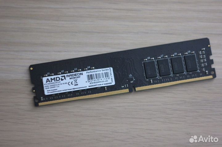 Оперативная память AMD Radeon R7 r7416g2400u2s-UO