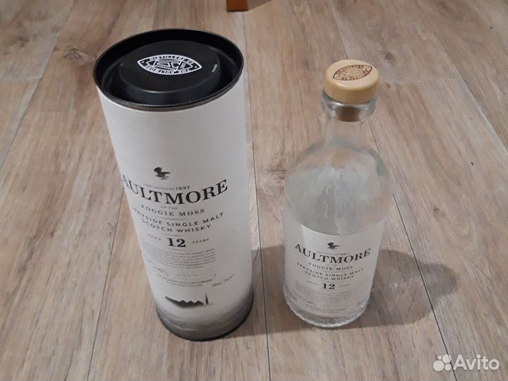 Коробка и пустая бутылка от виски Aultmore 12
