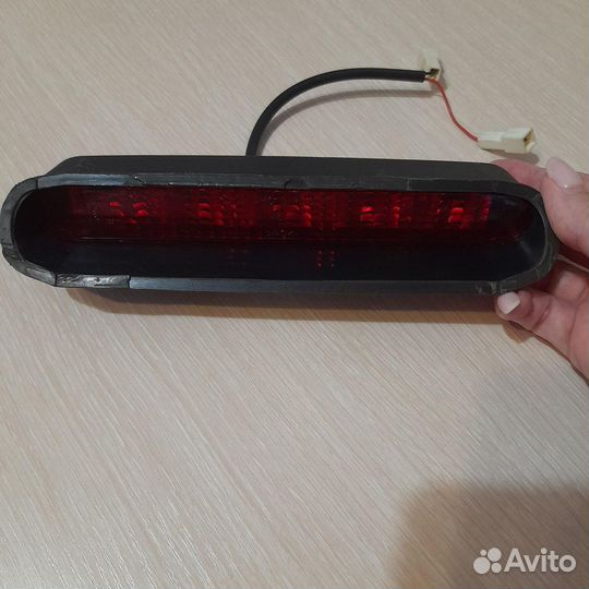 Задний стоп сигнал