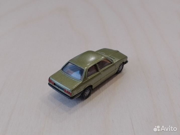 BMW 3er E21 (1975-1983) 323i зелёный