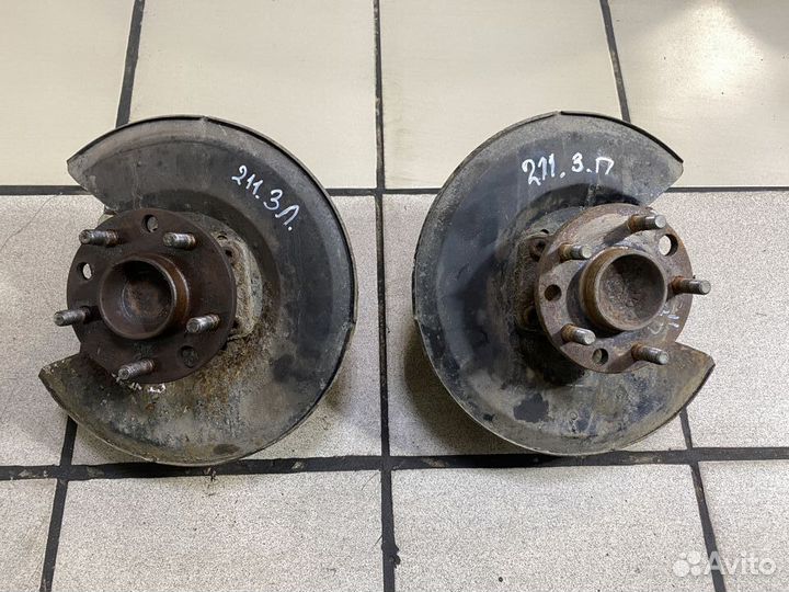 Поворотный кулак ступица цапфа Ford Mondeo III