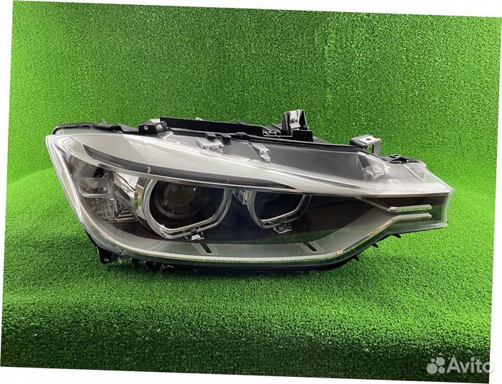 Фара правая F30 ксенон/LED