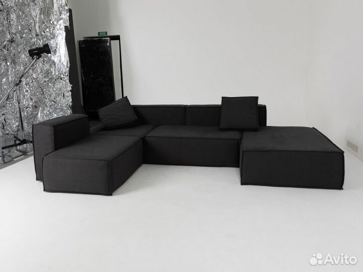 Диван со спальным местом 4400х1800 мм