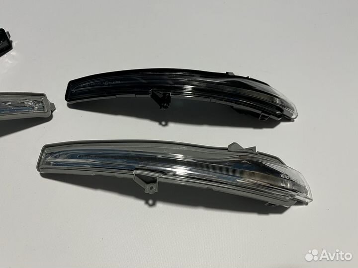 Поворотники зеркал Mercedes W205 W213 W222 новые