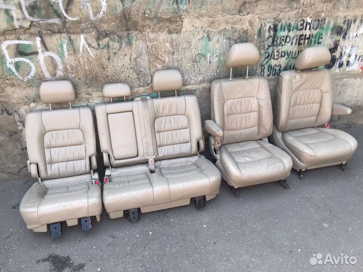 Сиденья на lexus 470