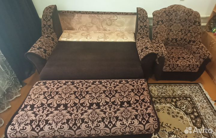 Продам софу с креслом