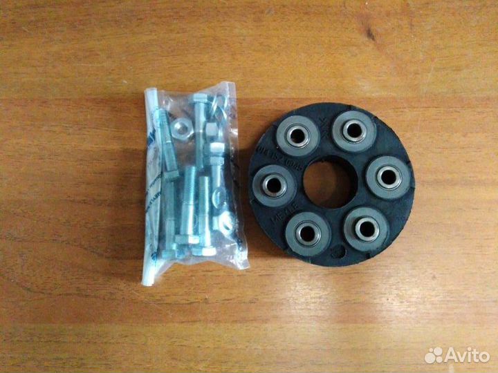 Муфта карданного вала задняя Mercedes-Benz E-Class