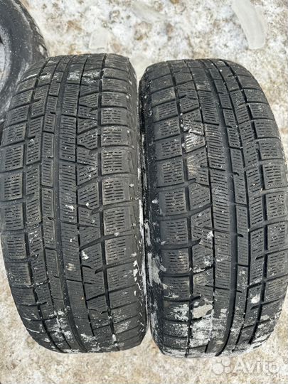 Yokohama Ice Guard IG50+ 215/60 R16