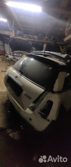 Задний спойлер cooper 1