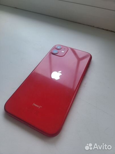 iPhone 11, 64 ГБ