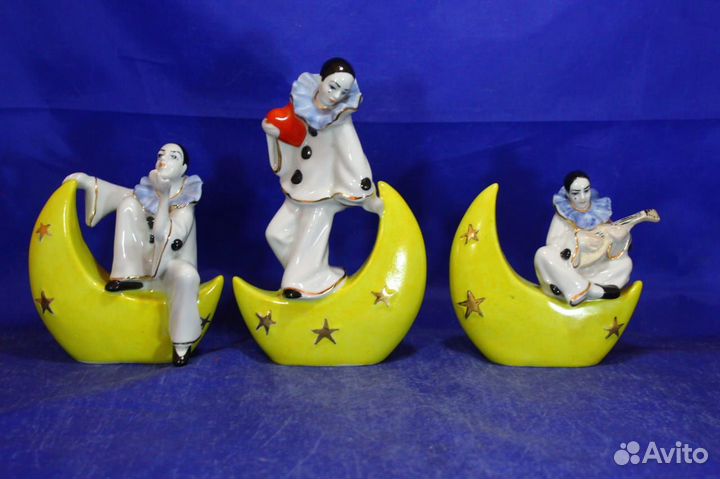 Фарфоровые статуэтки Пьеро триптих клоуны на Луне