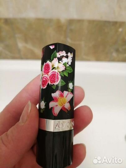 Новая помада Avon