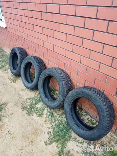 Nokian Tyres Hakkapeliitta 8 185/65 R15