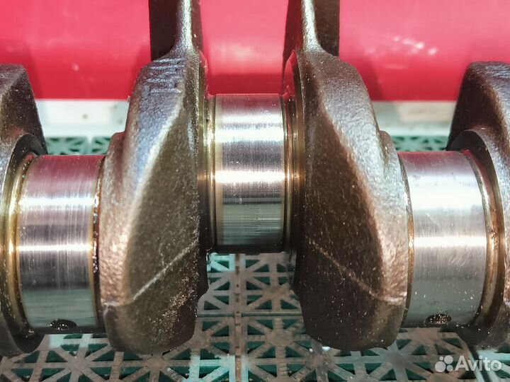 Колeнвал Fоrd Fоcus 2+ Volvo s40 1.6