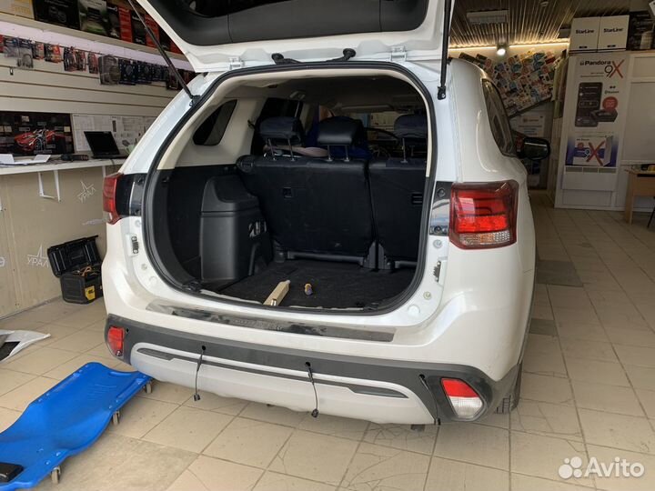 Задний парктроник