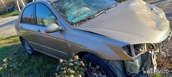 Запчасти на kia cerato 1 кия церато1 машина на зап