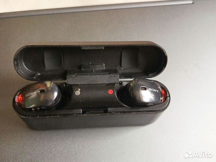 Продам беспроводные наушники Sony wf-1000x