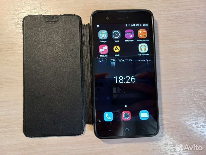 Телефон ZTE