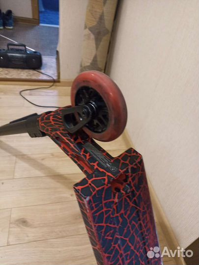 Трюковой самокат tech team