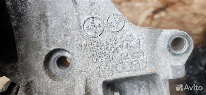 Кронштейн генератора Volkswagen Tiguan 2007-2011