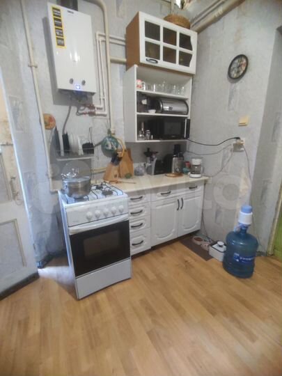 Комната 13 м² в 1-к., 2/4 эт.