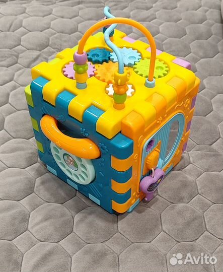 Развивающий кубик