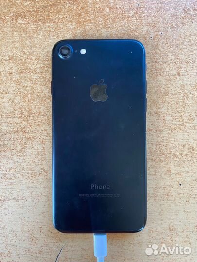 Телефон iPhone 7 128gb