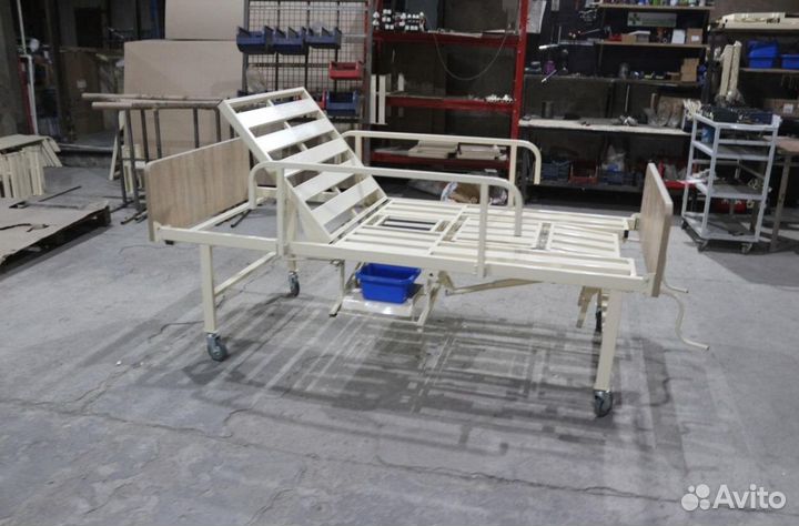 Кровать механическая дс-40 с туалетным устройством