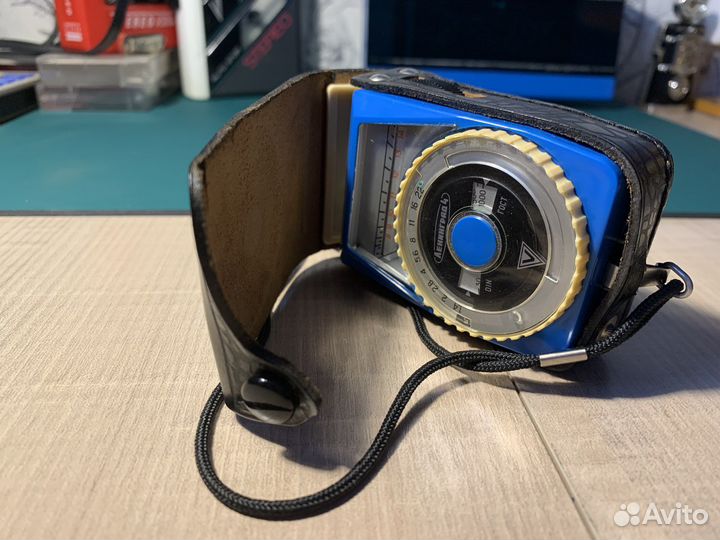 Фотоэкспонометр Ленинград 4 из СССР