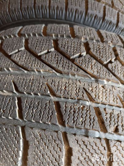 Toyo Winter Tranpath M2 215/60 R16 95Q