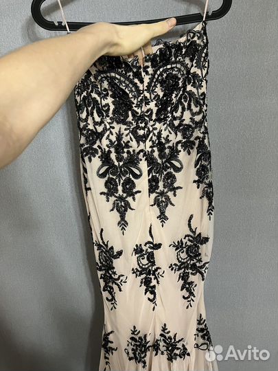 Вечернее платье