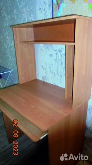 Письменный стол