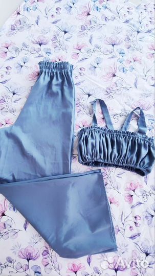 Костюм женский