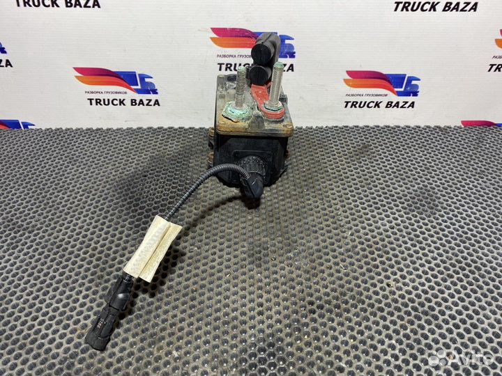 Выключатель массы Iveco Stralis