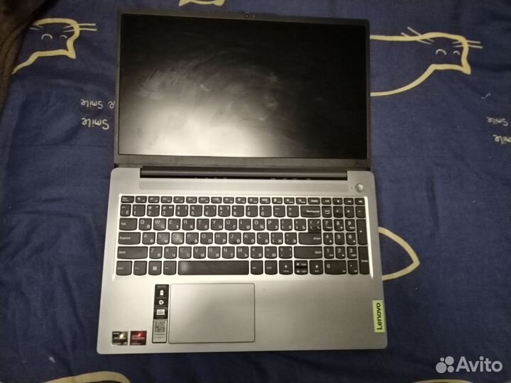 Lenovo Ideapad Slim 3 15AMN8