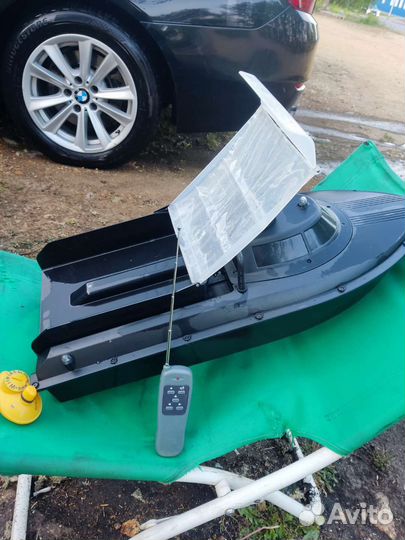 Прикормочный кораблик