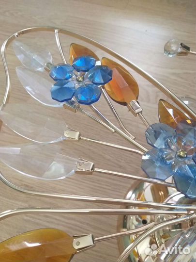 Люстра и бра