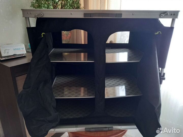 Стол-комод для кемпинга