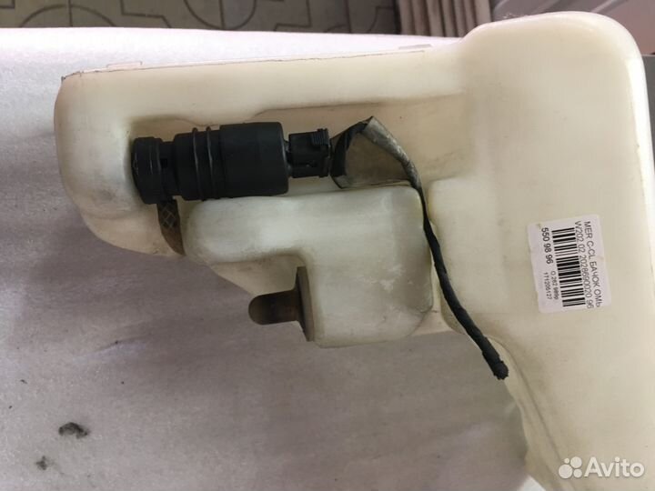 Бачок омывателя Mercedes A2028690020